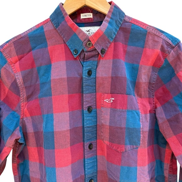 Hollister men’s stretch Plaid Button-Down Shirt - Red and Blue Size M - Picture 3 of 9